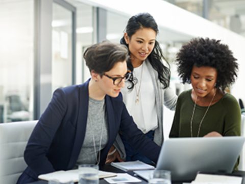 Báo cáo ngành dệt may năm 2024